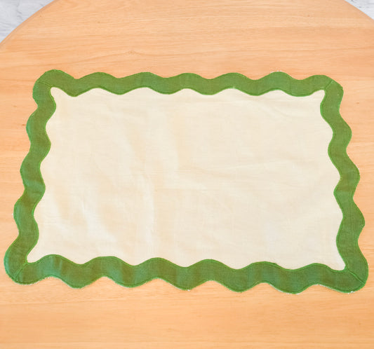Green Ruffle Edge Placemat