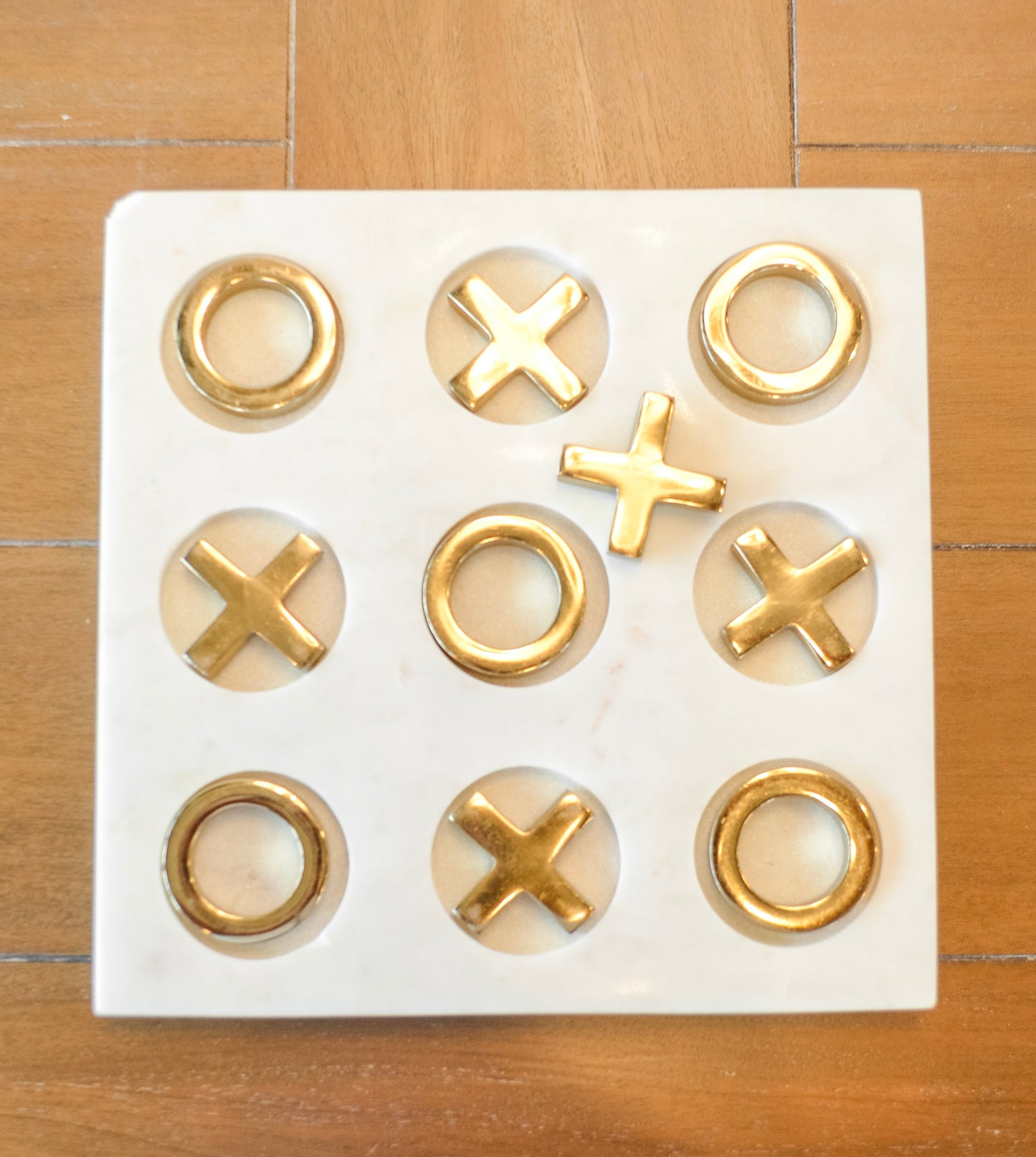 White & Gold Tic-Tac-Toe Set
