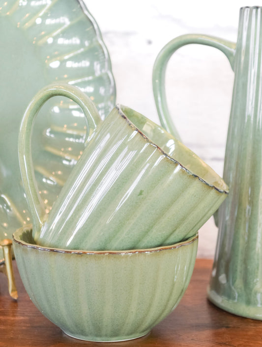 Green Ribbed Stoneware Dinnerware Collection