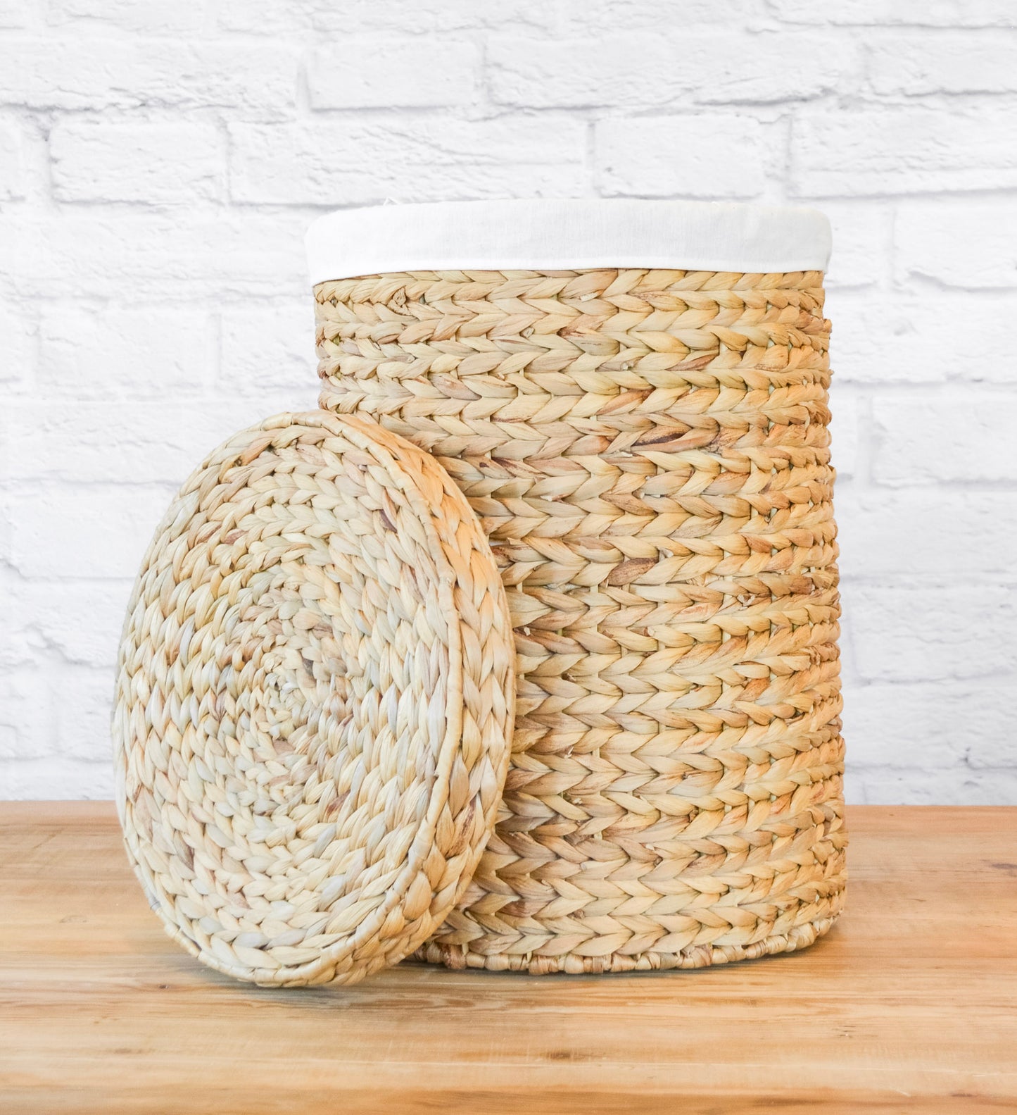 Round Cotton Lined Water Hyacinth Basket