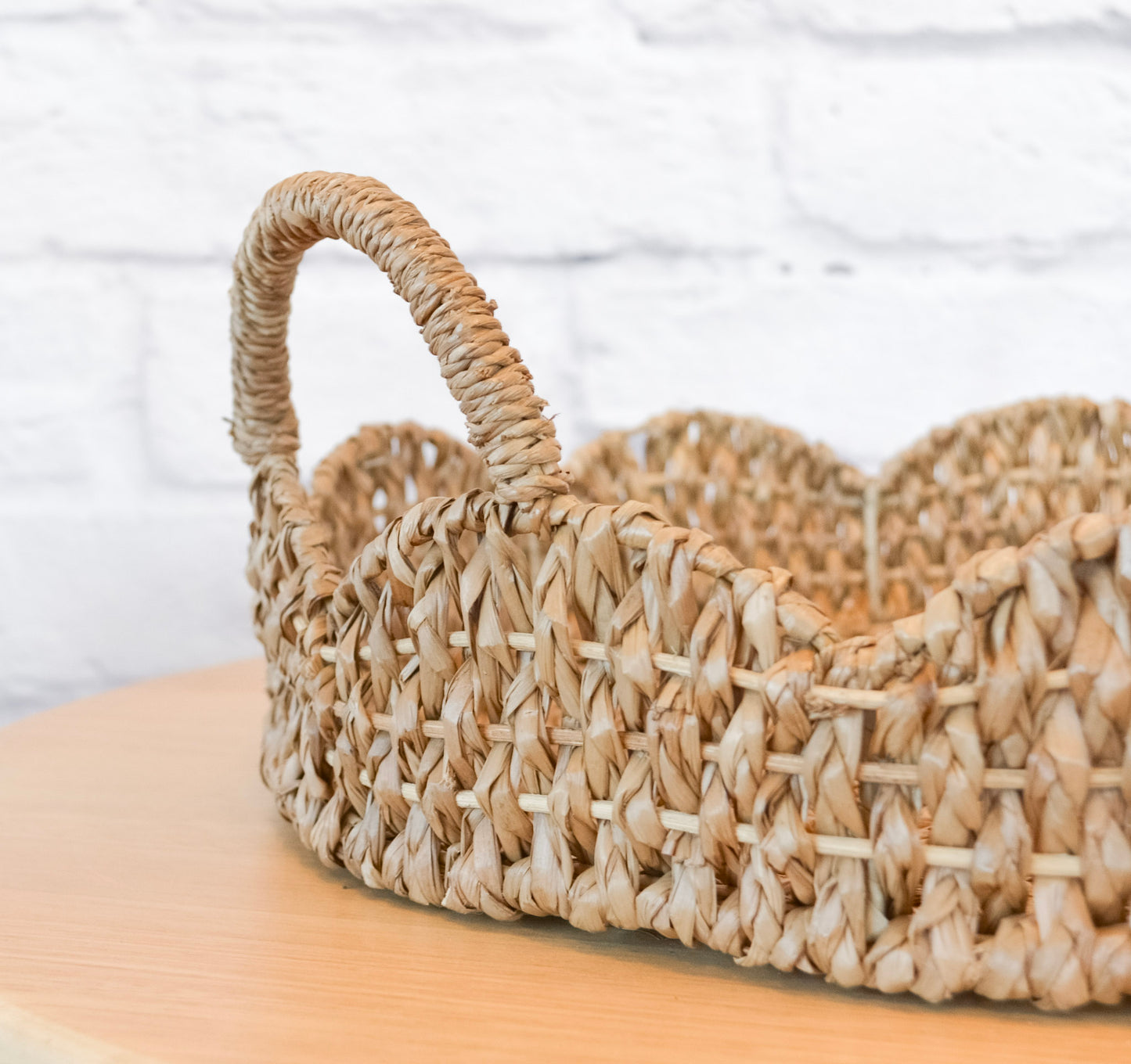 Scalloped Edge Bankuan Rattan Tray