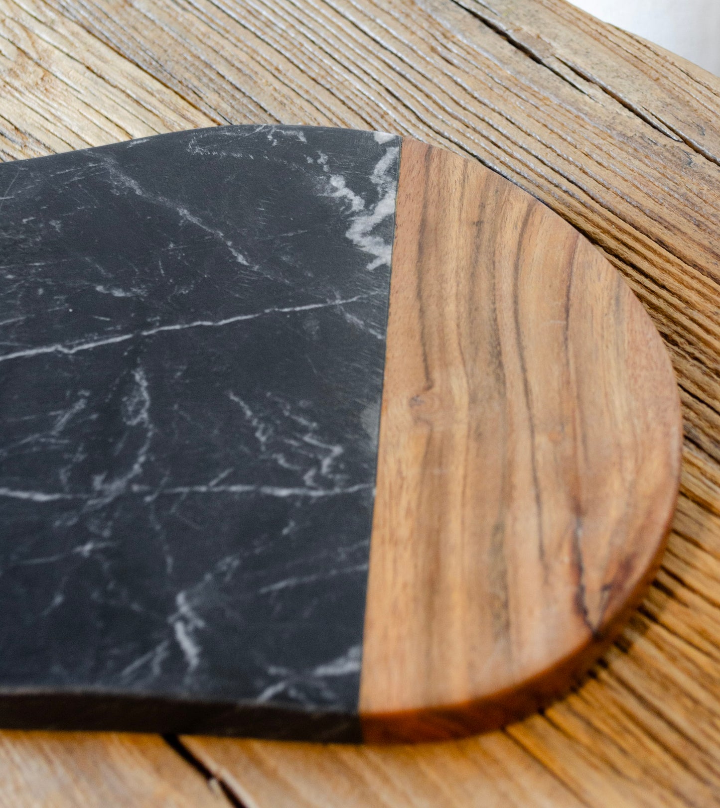 Acacia Wood & Black Marble Cheese Board