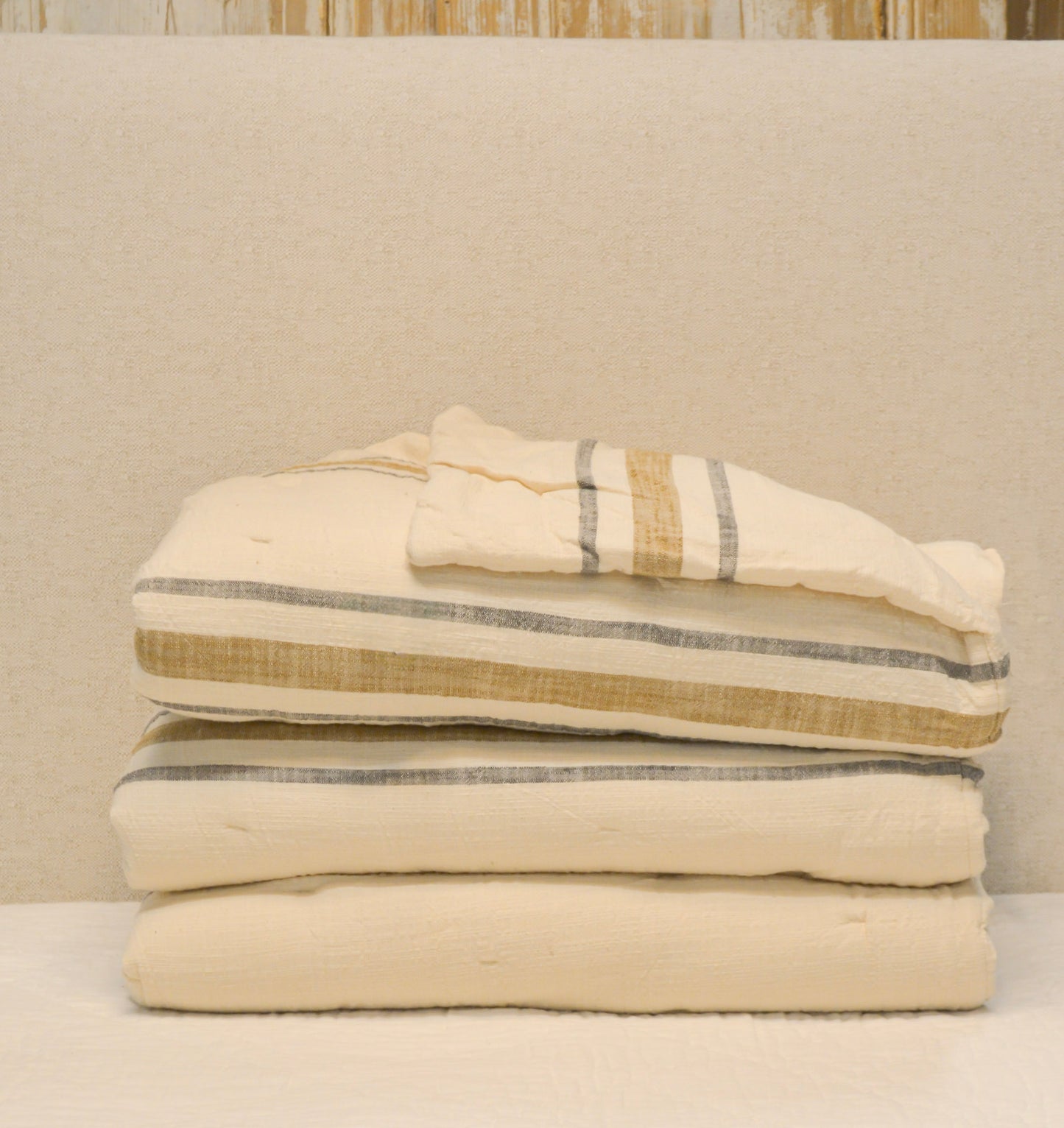 Collins Bedding Collection