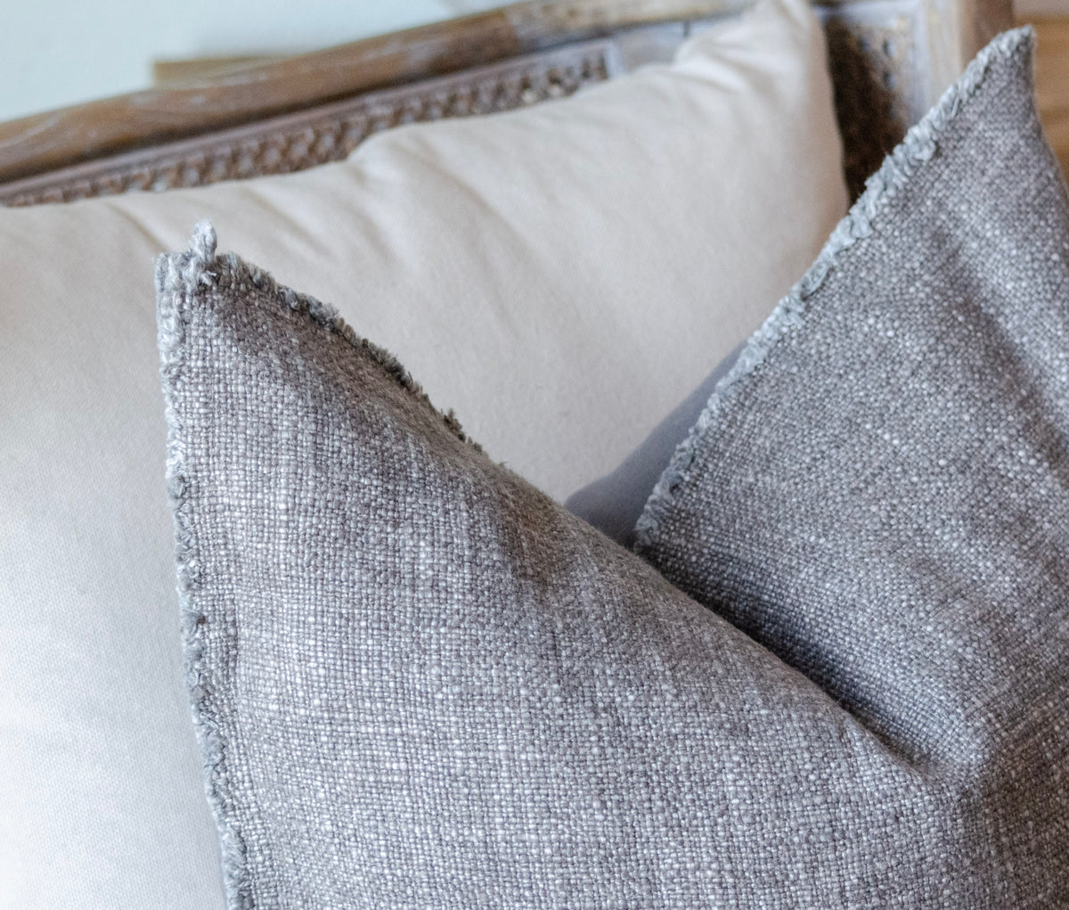 Sophia Linen Pillow