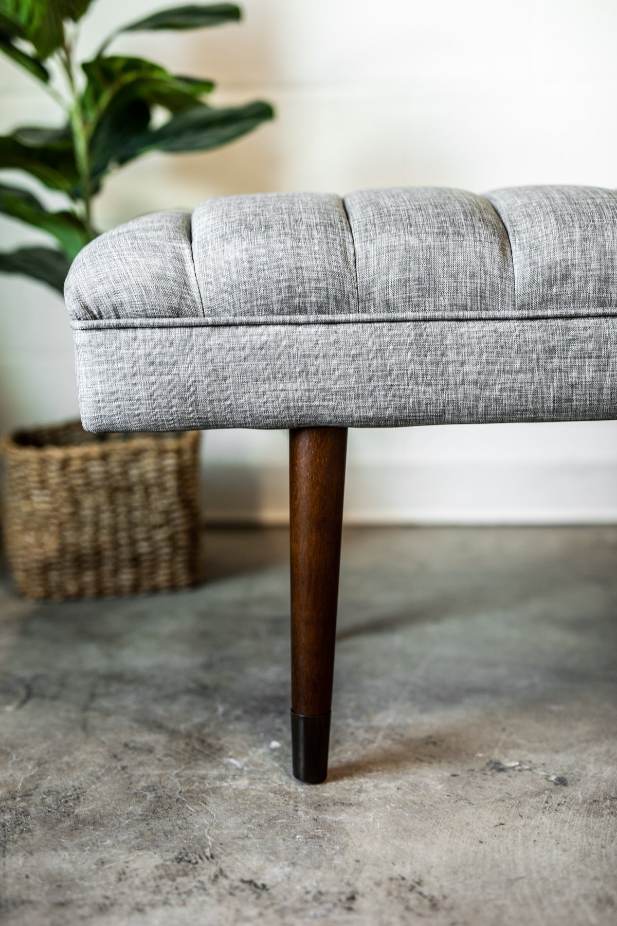 Elise Bench