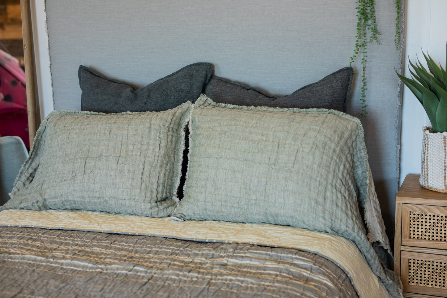 Kent Linen Kale Collection