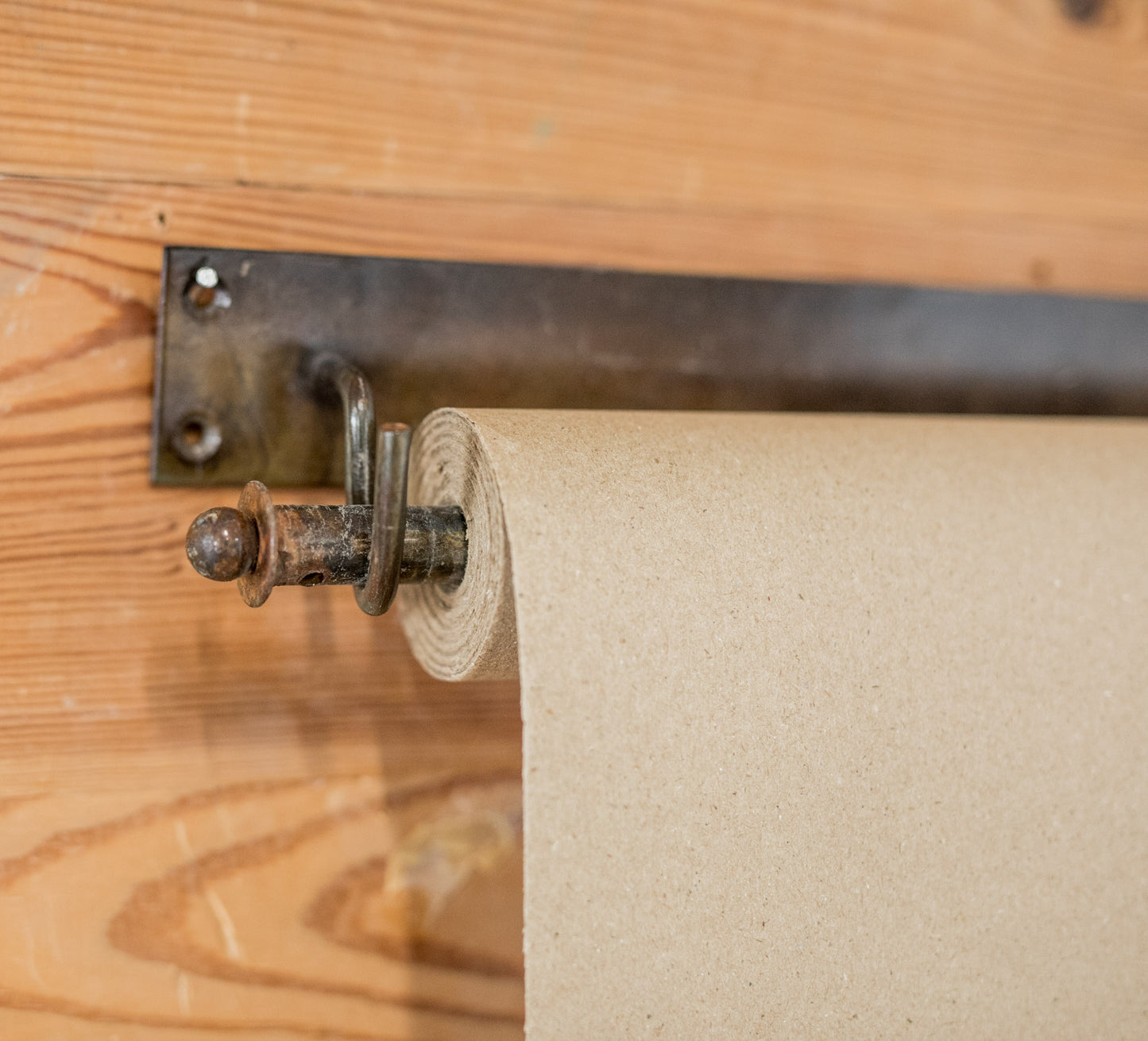 Wall Hanging Note Roll