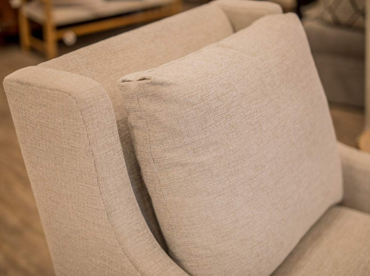 Milo Swivel Chair