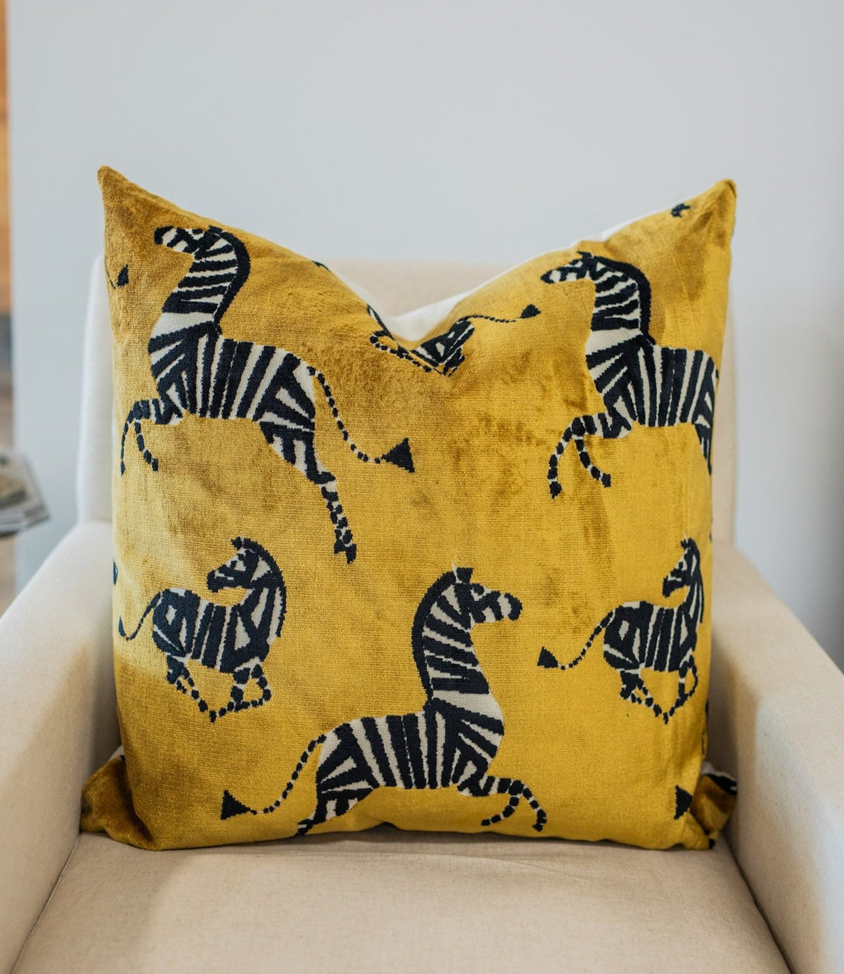 Farlowe Pillow