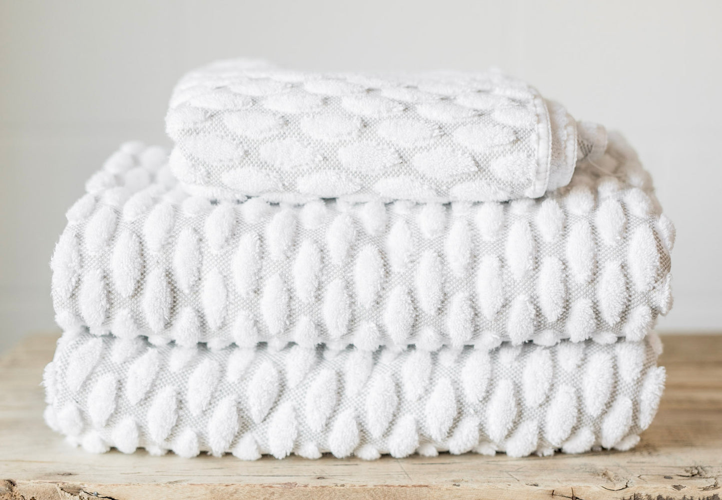 Petalo Bath Collection