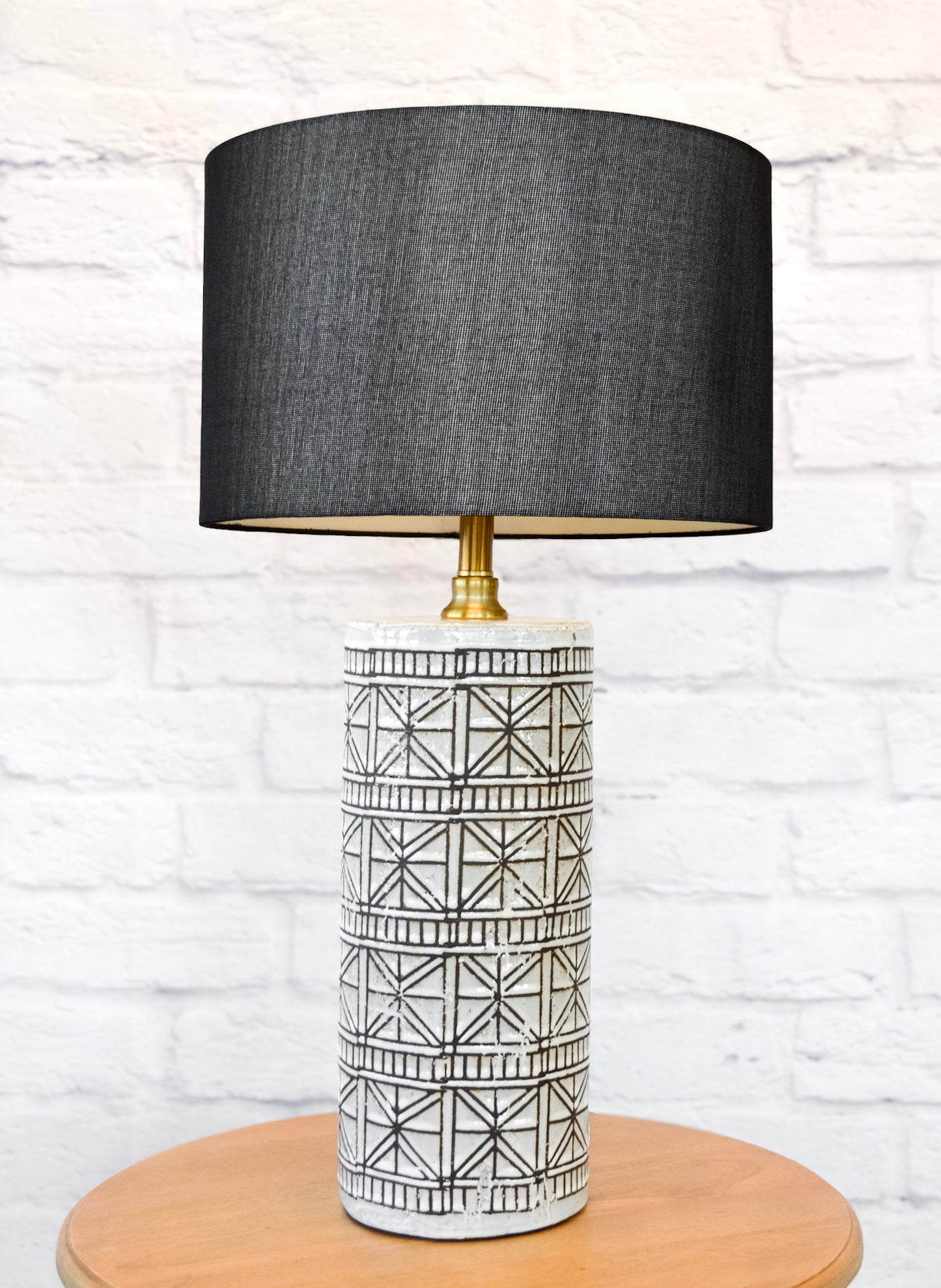 Kiki Table Lamp