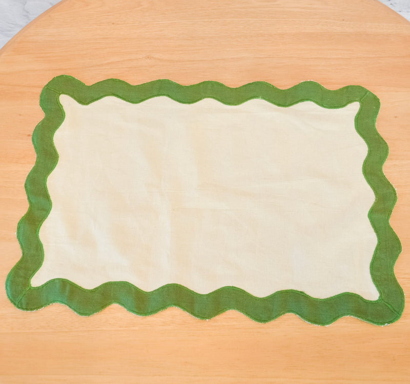 Green Ruffle Edge Placemat