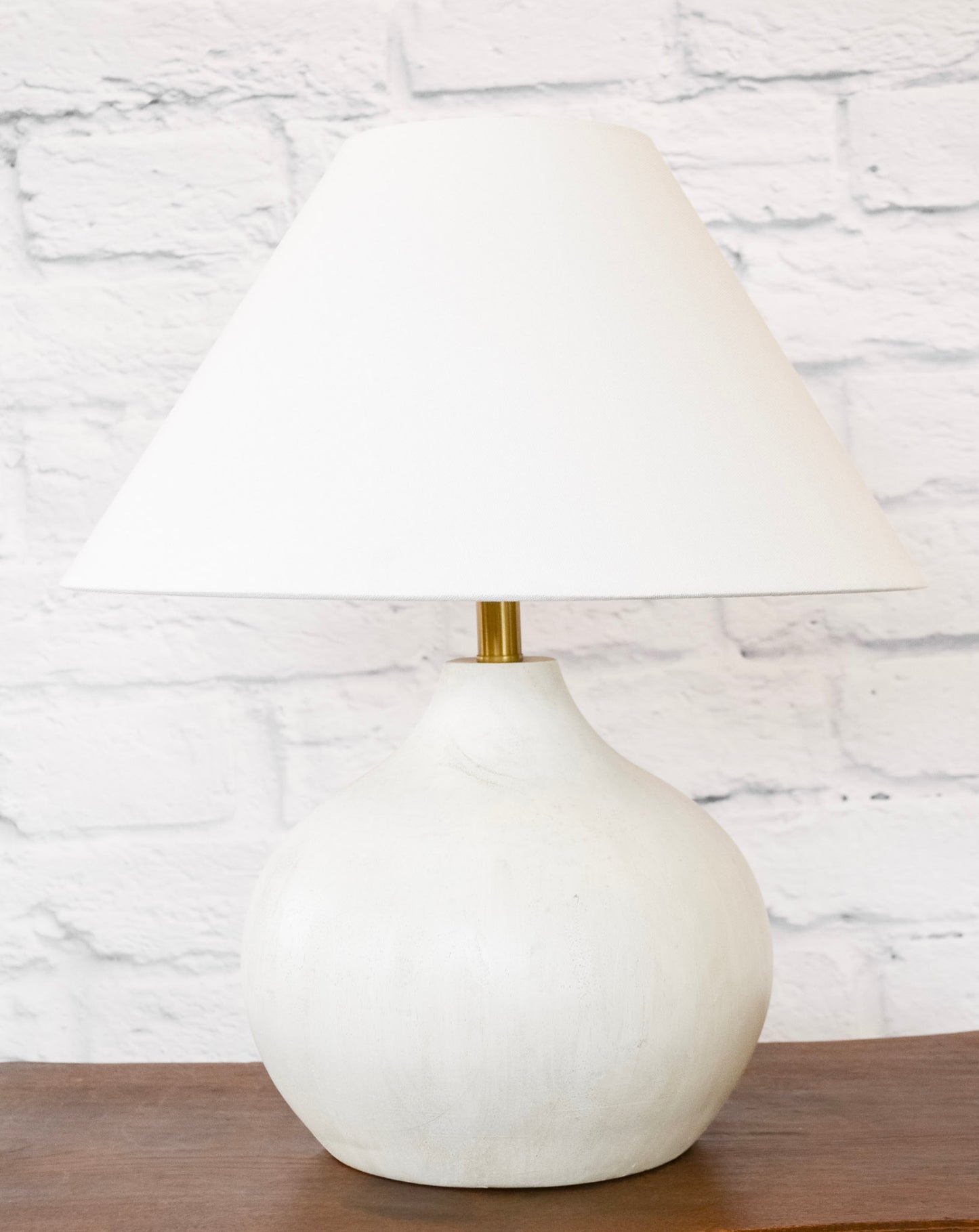 Nola Lamp