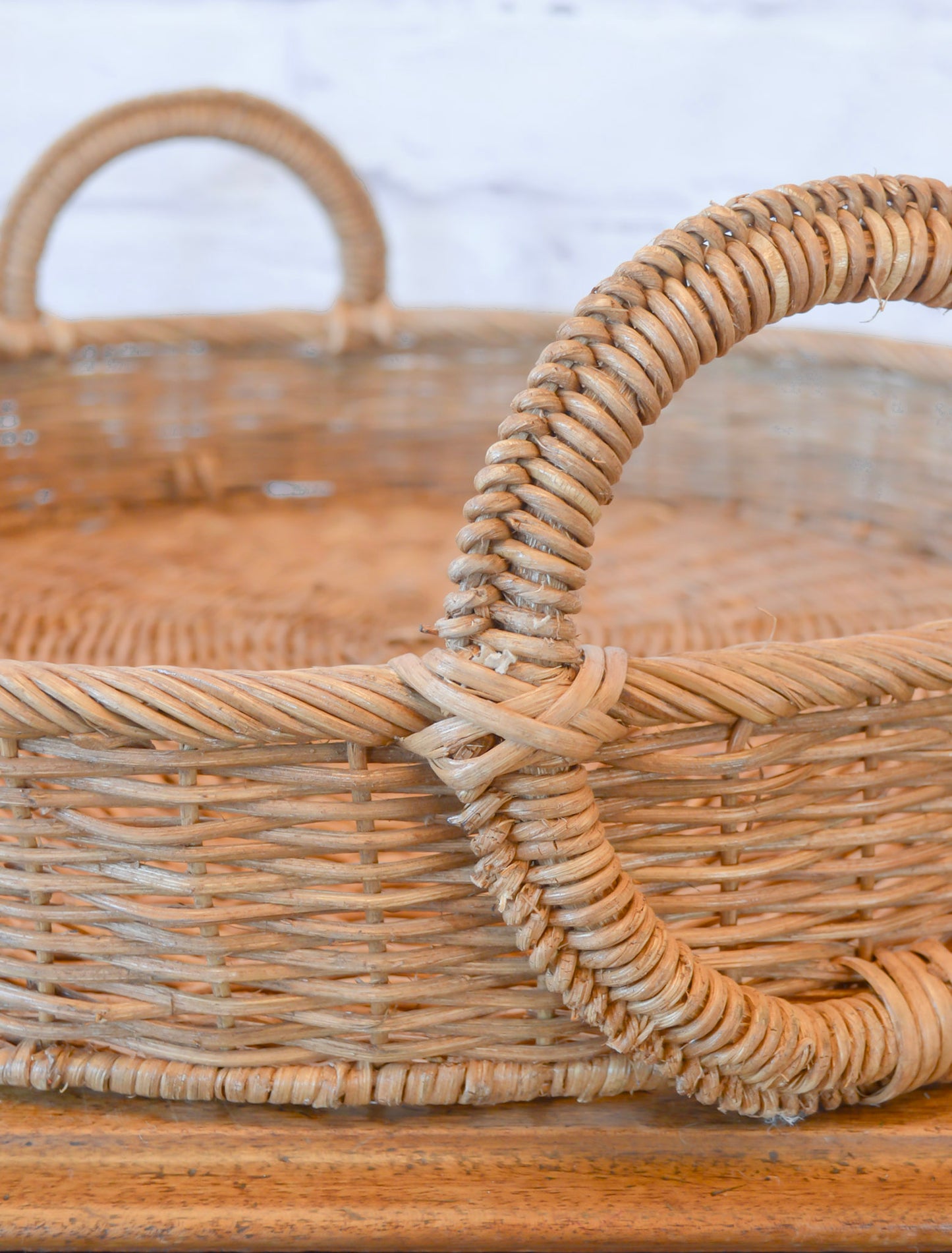 Handwoven Rattan Circle Handle Tray