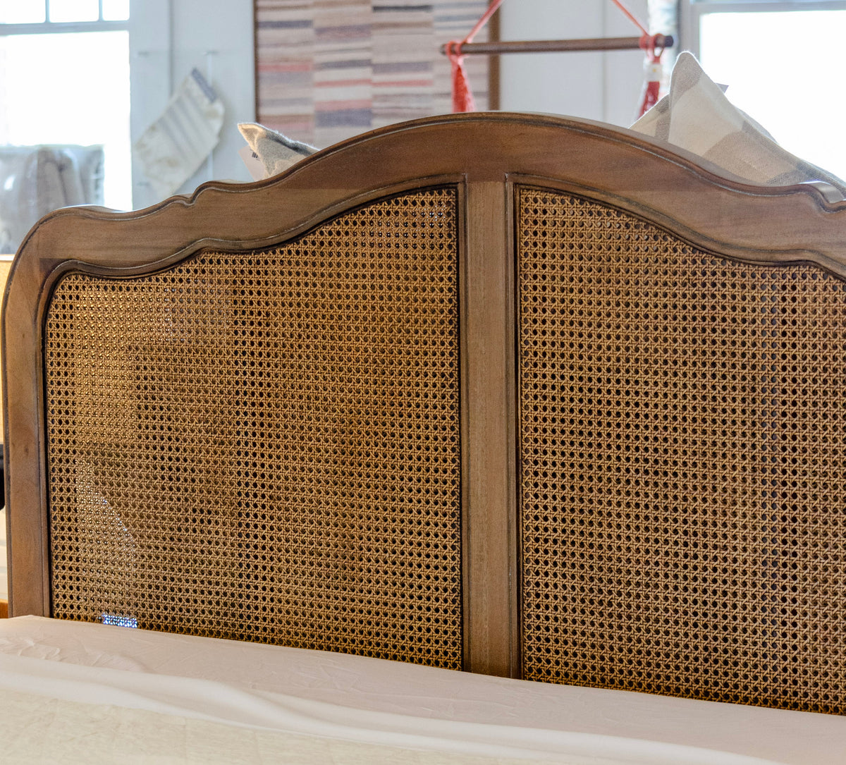 Porter Straw Wash Bed