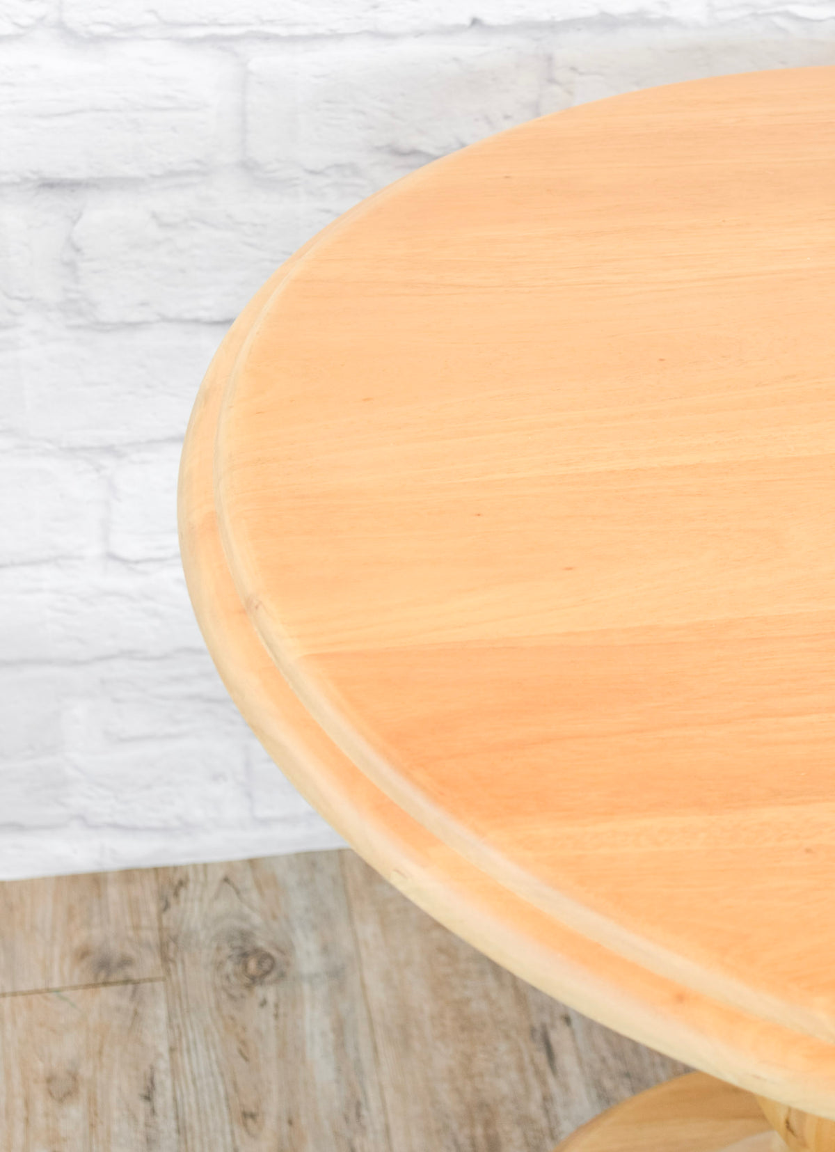 Luca Lamp Table