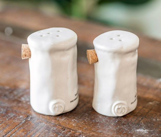 Salt & Pepper No. 390