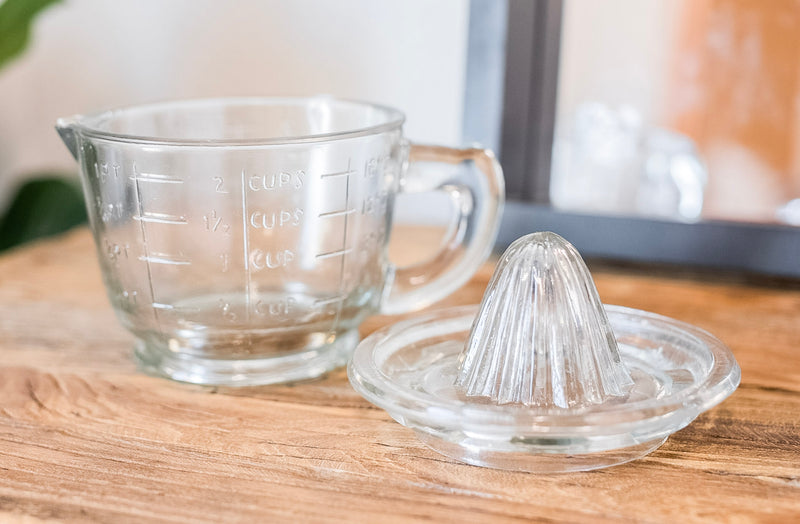 Embossed Clear Glass Juicer