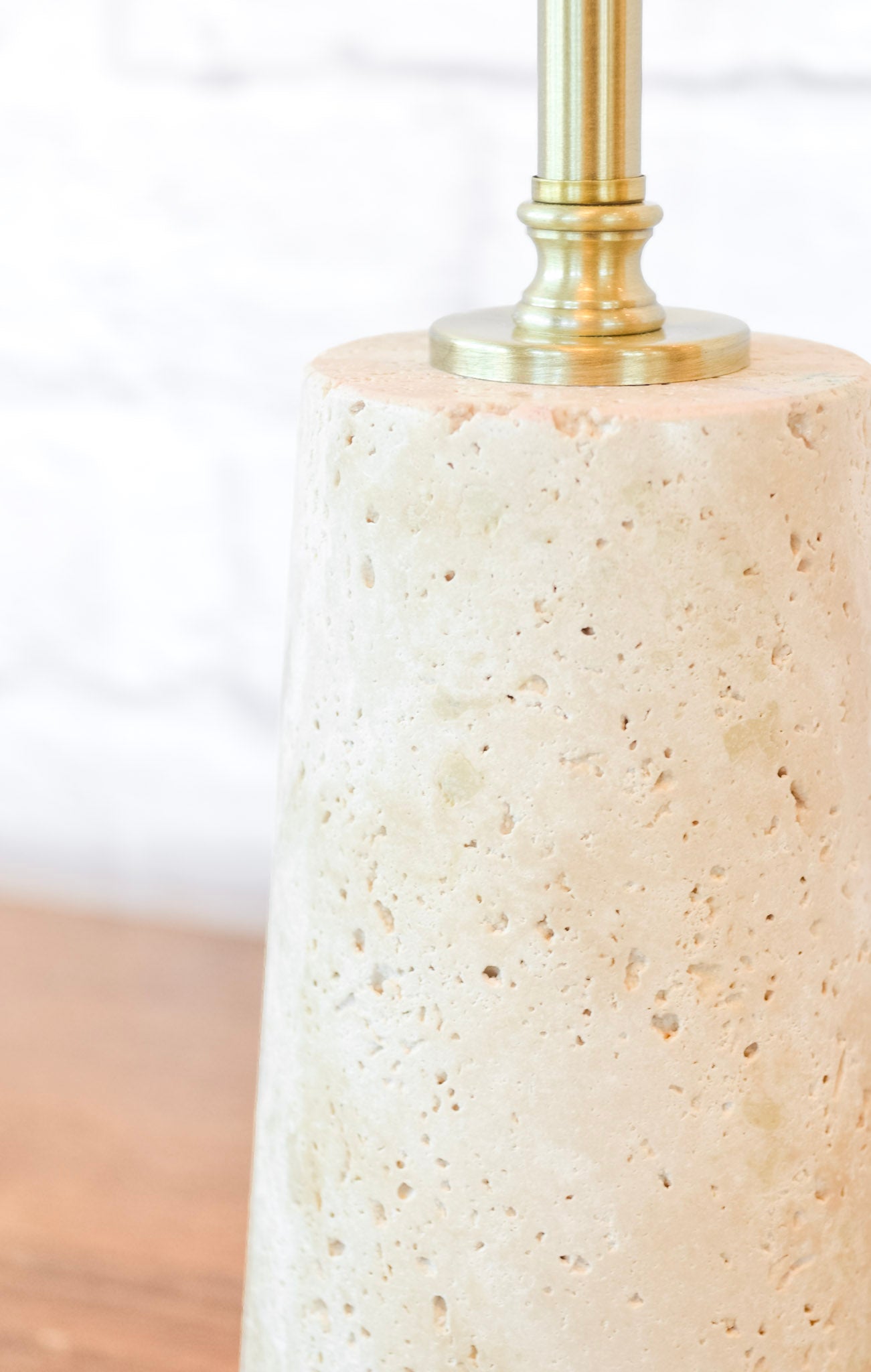 Lorranie Buffet Lamp