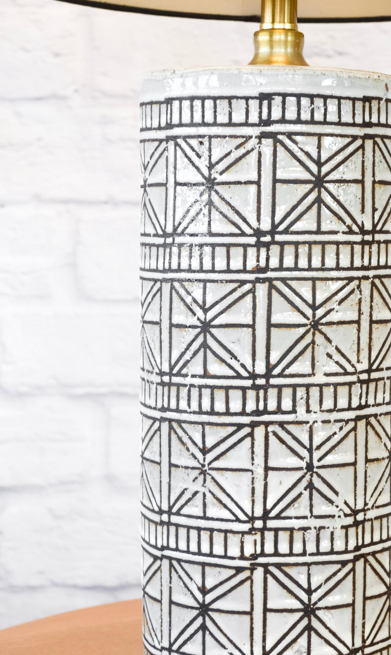 Kiki Table Lamp