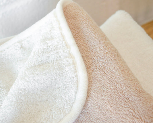 Bicolore Bath Collection