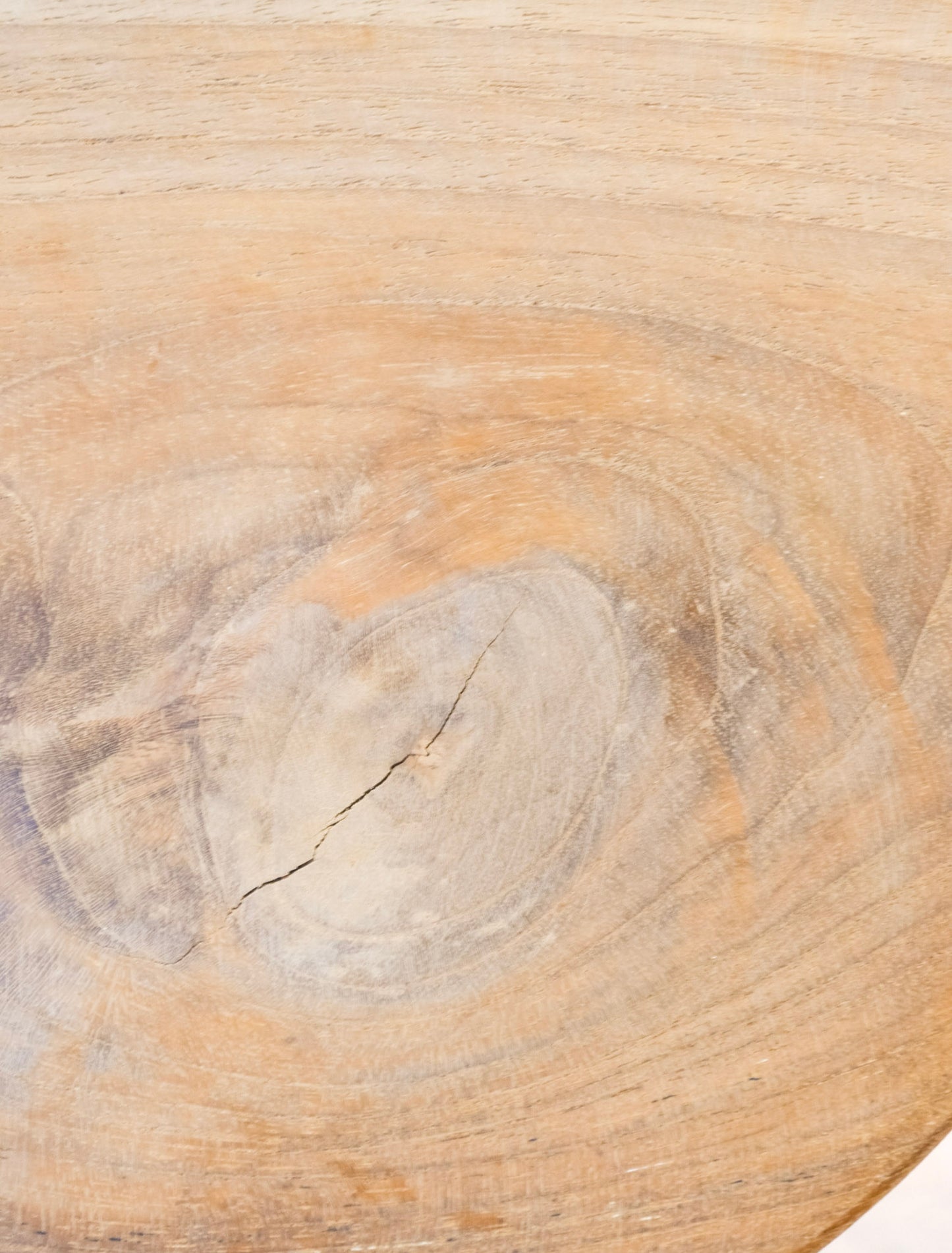 Round Natural Teakwood Cutting Board