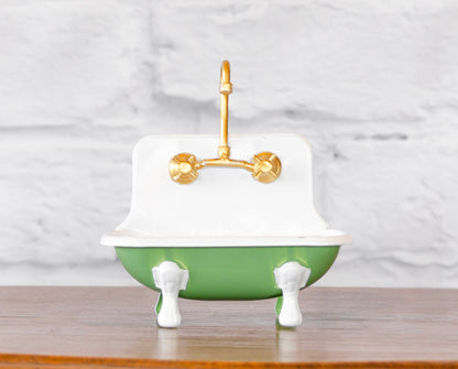 Vintage Inspired Metal Sink Soap Dish