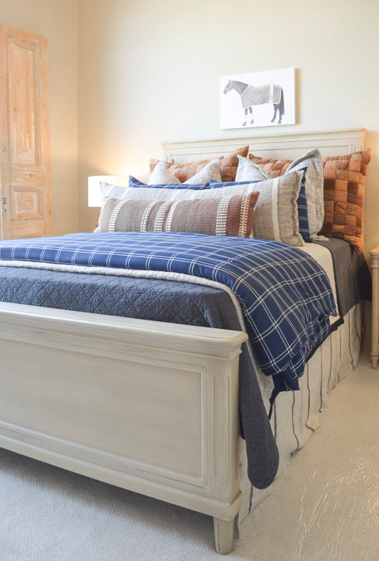 Augustus Queen Bed