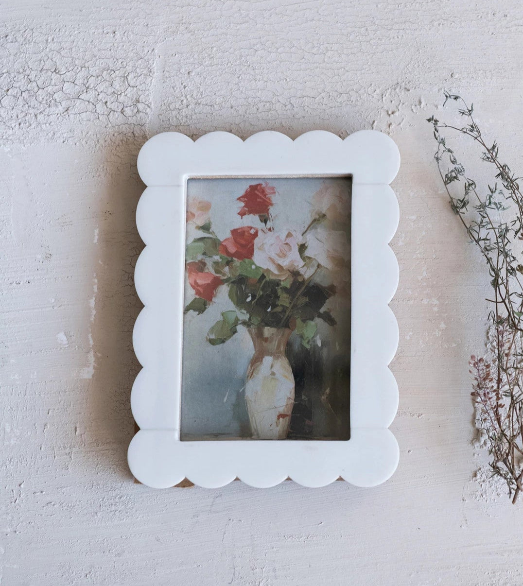 Scalloped Ivory Stone Frame