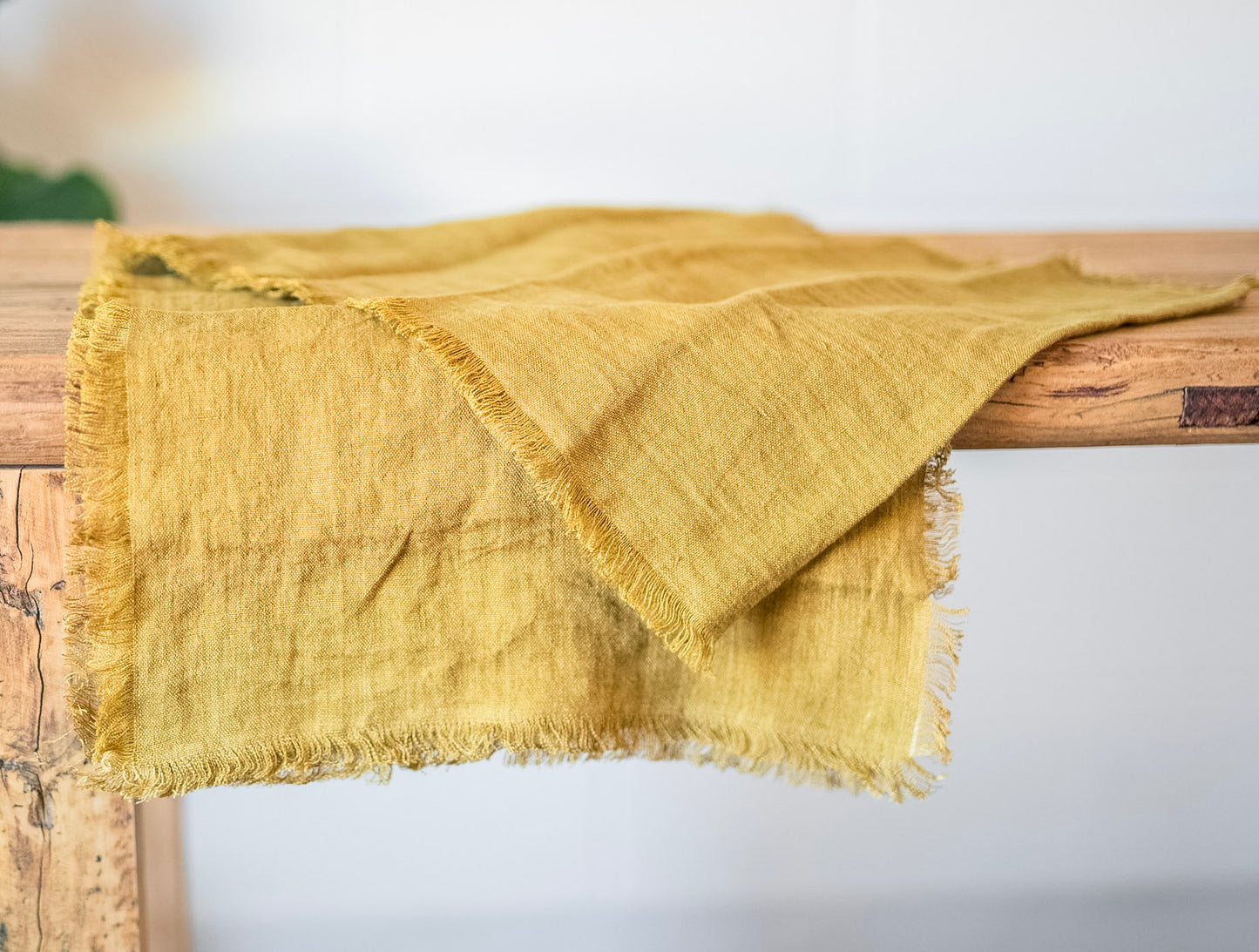 Meadow Linen Table Runner