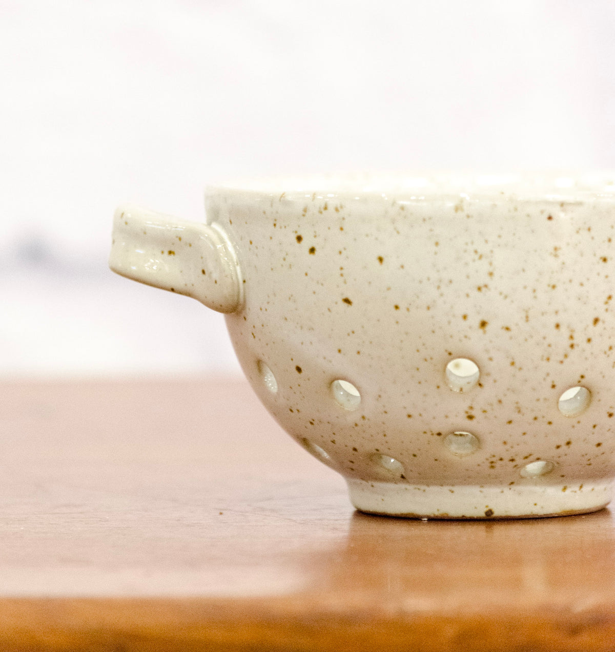 Neutral Stoneware Berry Bowl w/ Handles