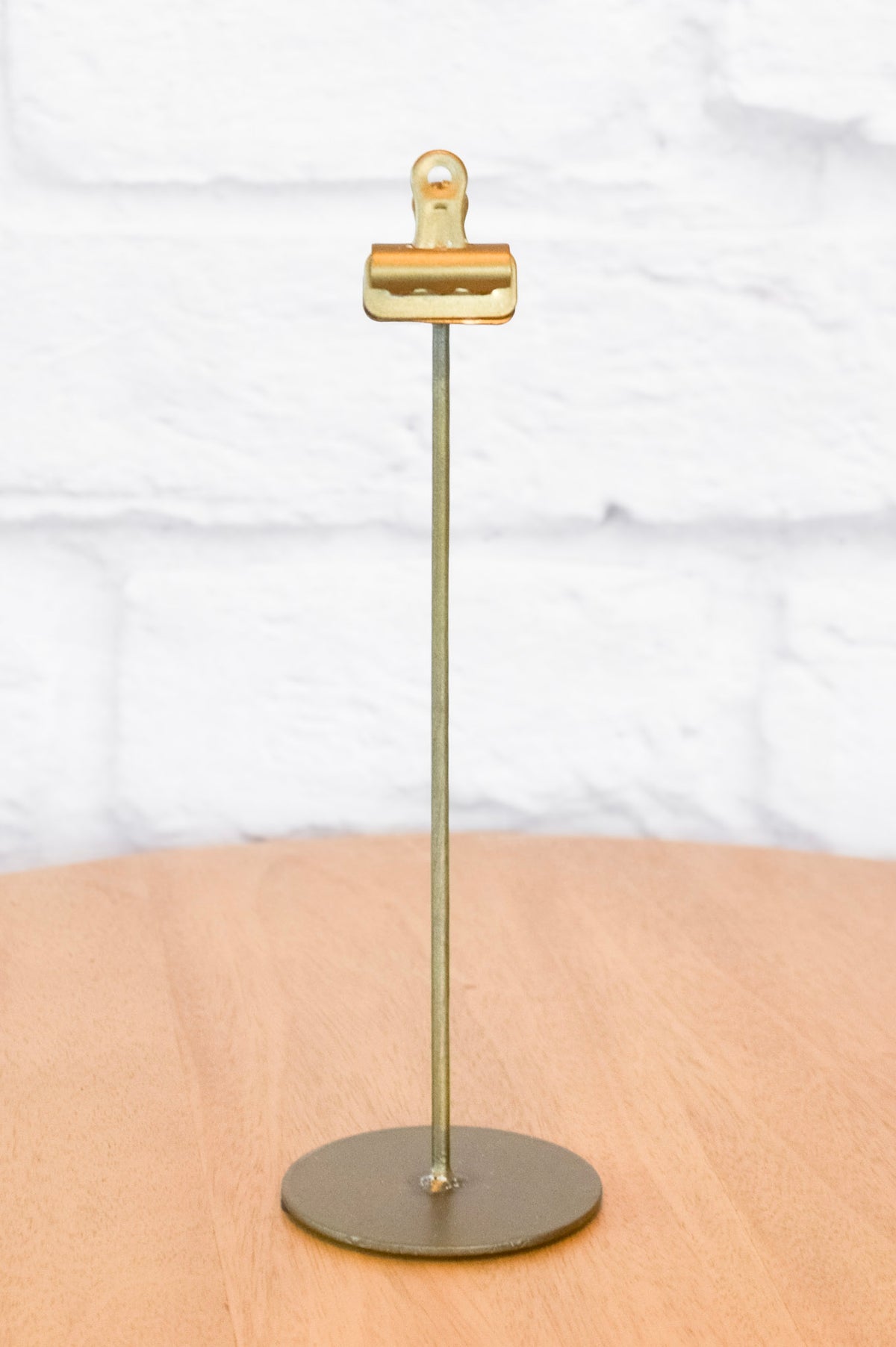 Metal Note Clip Stand