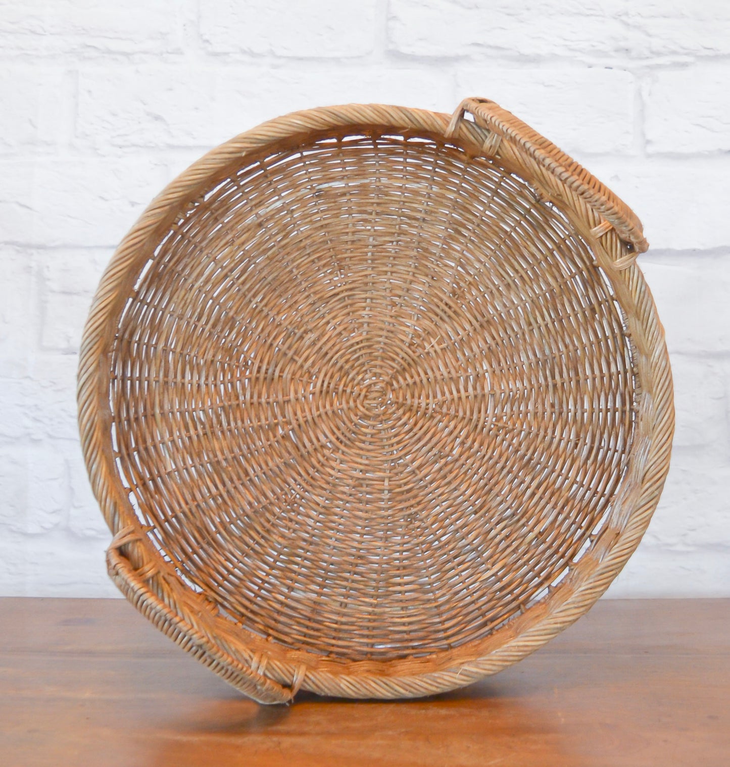 Handwoven Rattan Circle Handle Tray