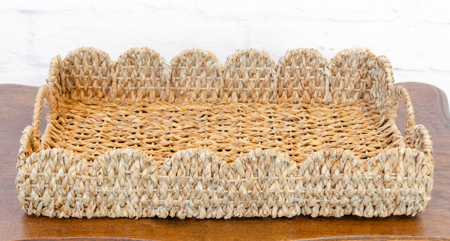 Decorative Scalloped Edge Bankuan Trays