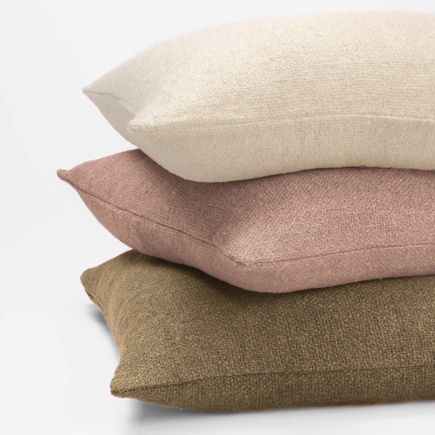 Andrea Bedding Collection