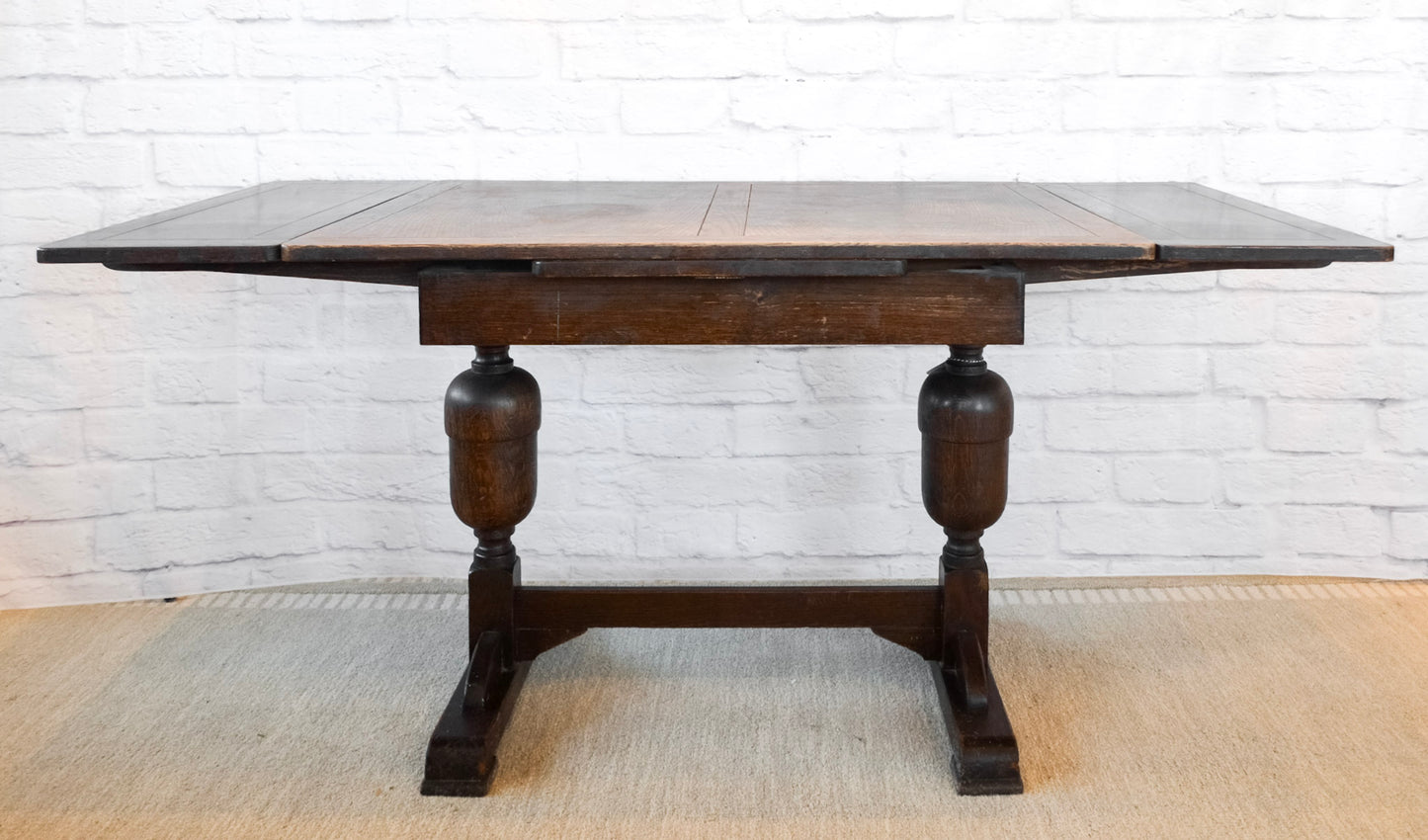 English Cup & Cover Oak Draw Leaf Table