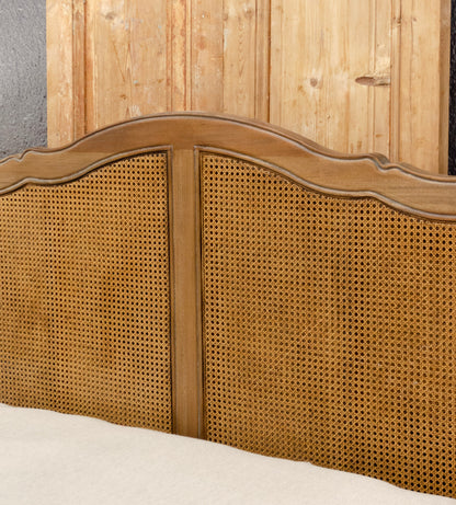 Porter Straw Wash Bed