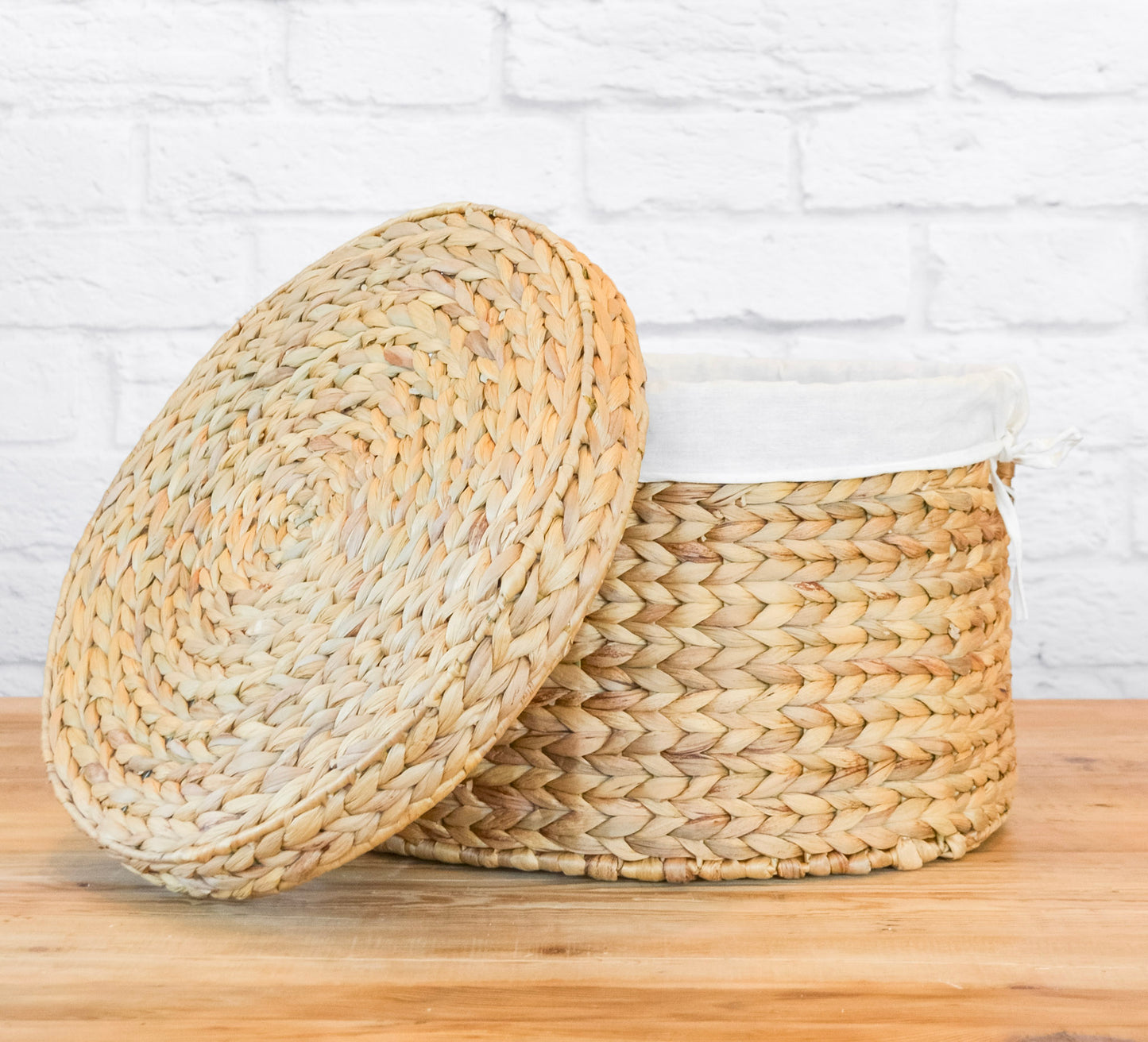 Round Cotton Lined Water Hyacinth Basket