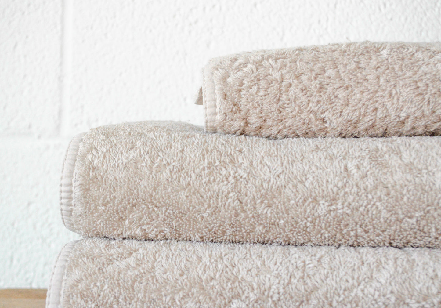 Long Double Loop Bath Collection