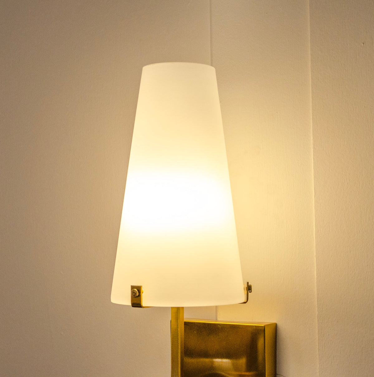 Aston Wall Sconce