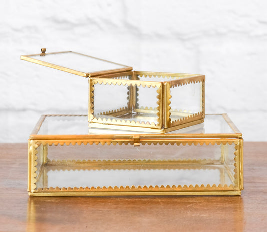 Scalloped Edge Glass Box