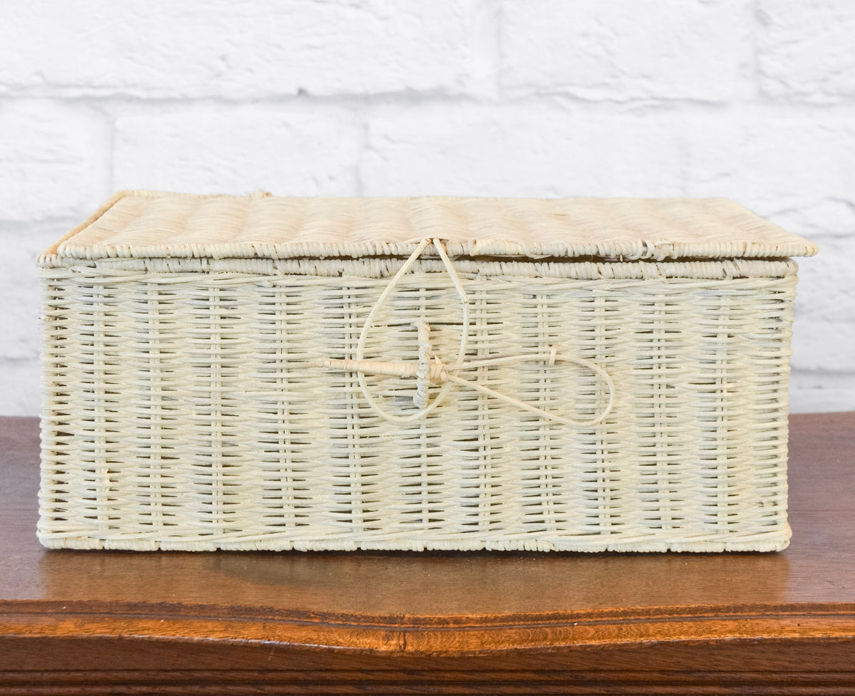 Lidded Rattan Storage Box w/ Closure