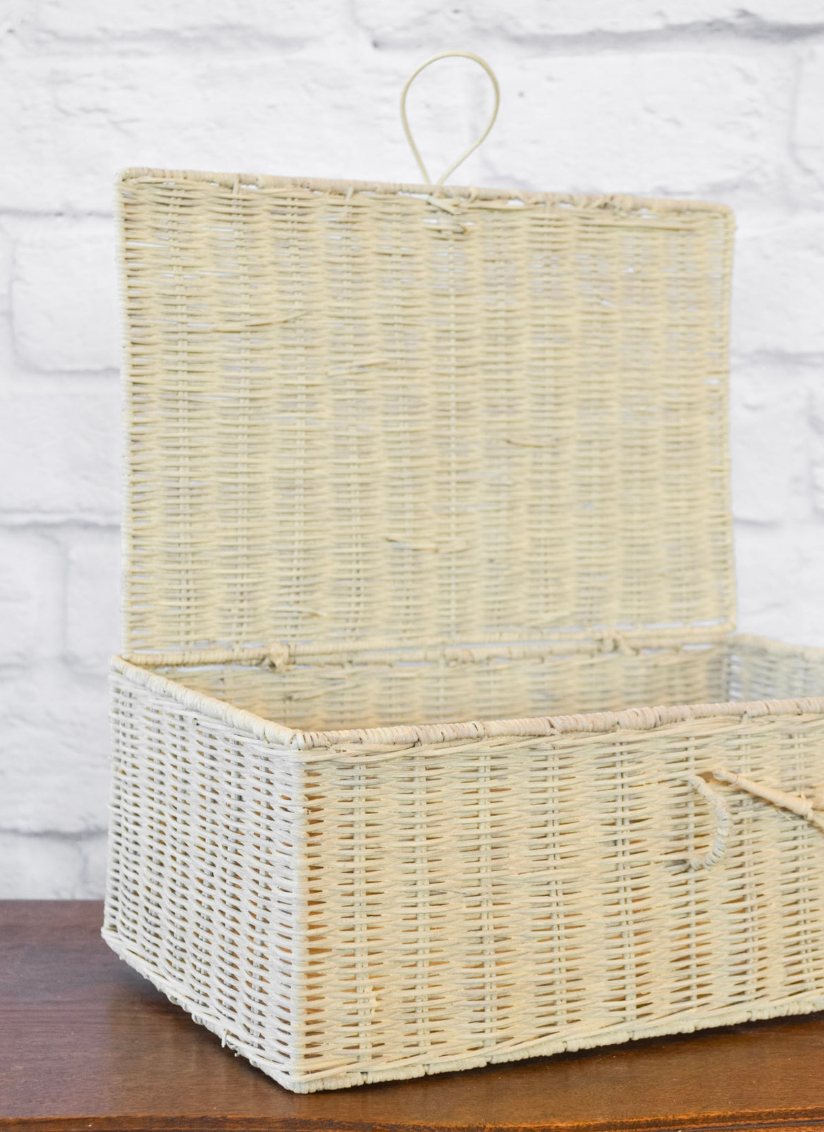 Lidded Rattan Storage Box w/ Closure