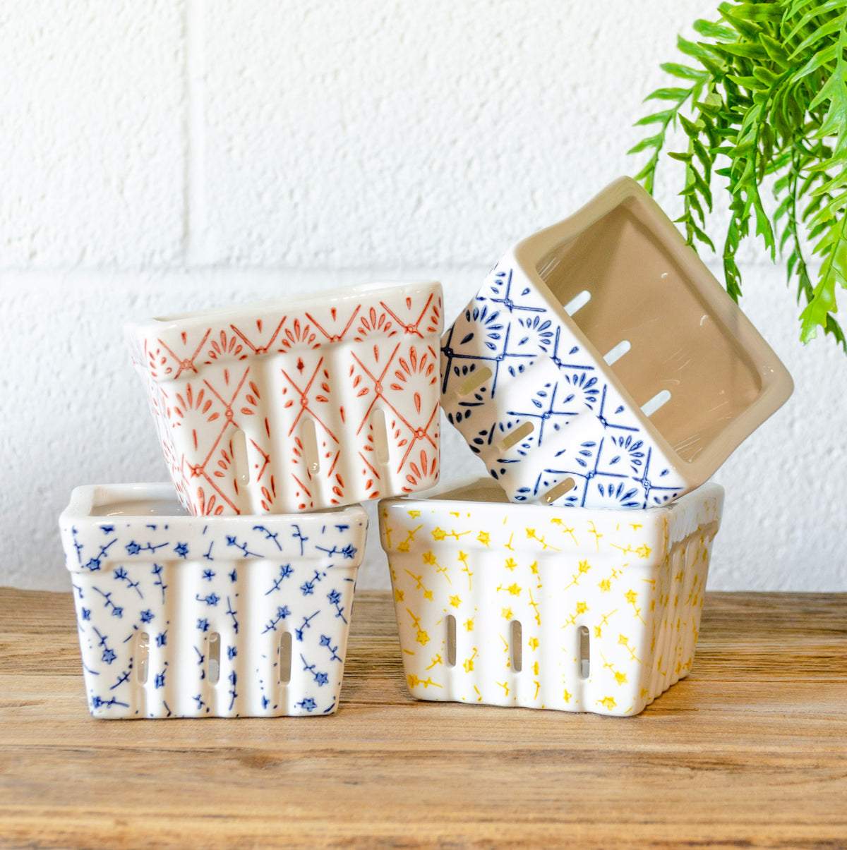 Patterned Stoneware Berry Basket