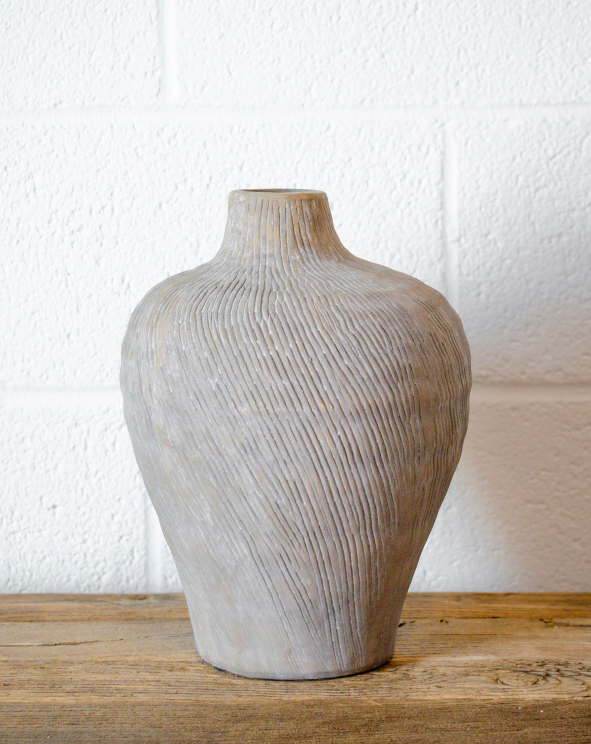 Cassandra Sand Vase