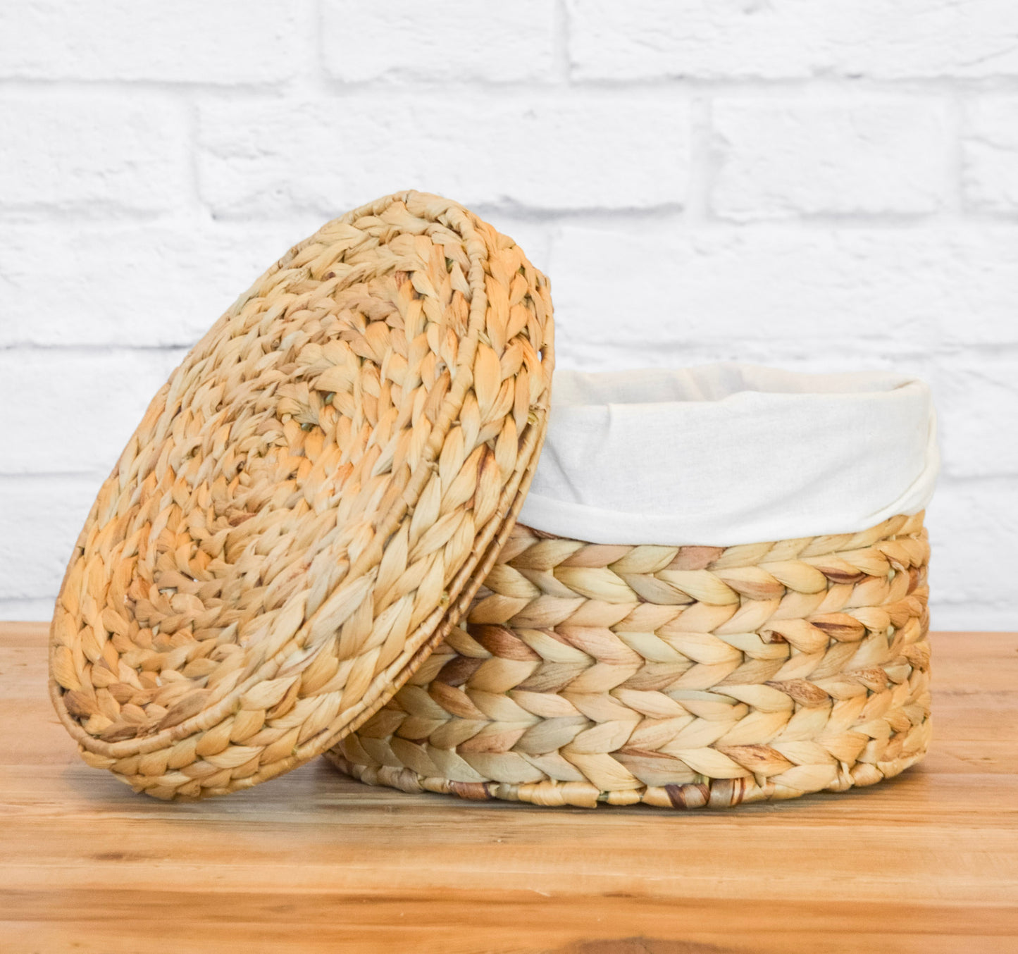 Round Cotton Lined Water Hyacinth Basket