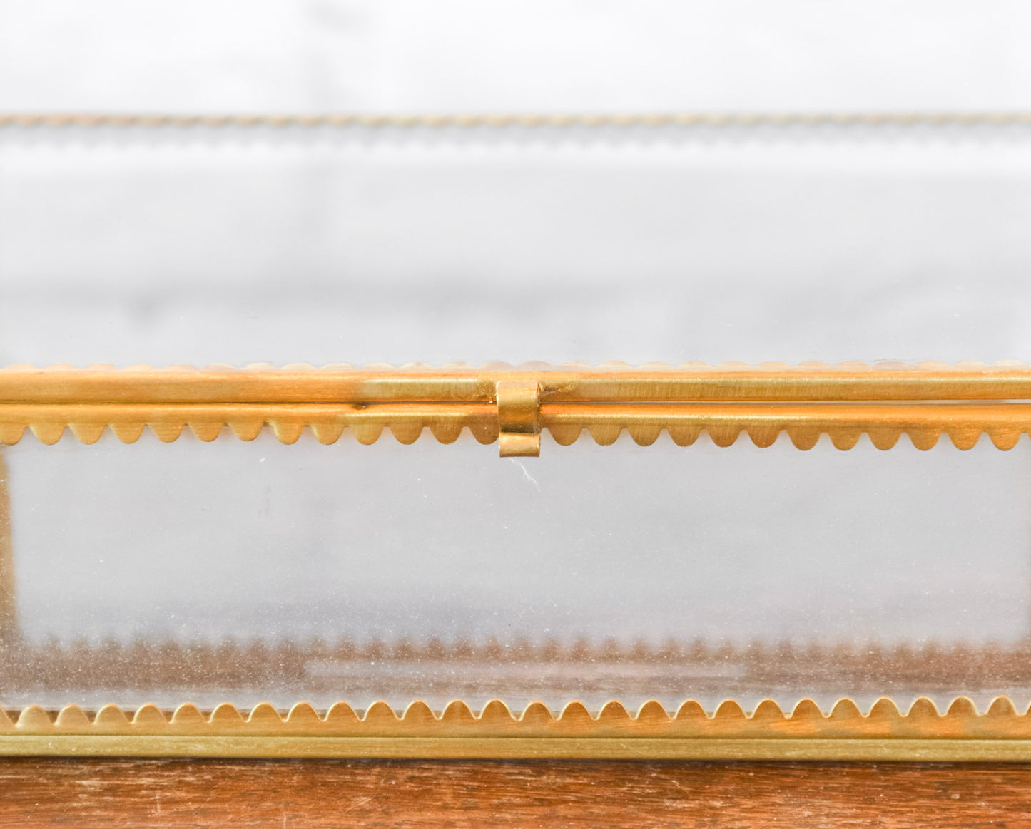 Scalloped Edge Glass Box