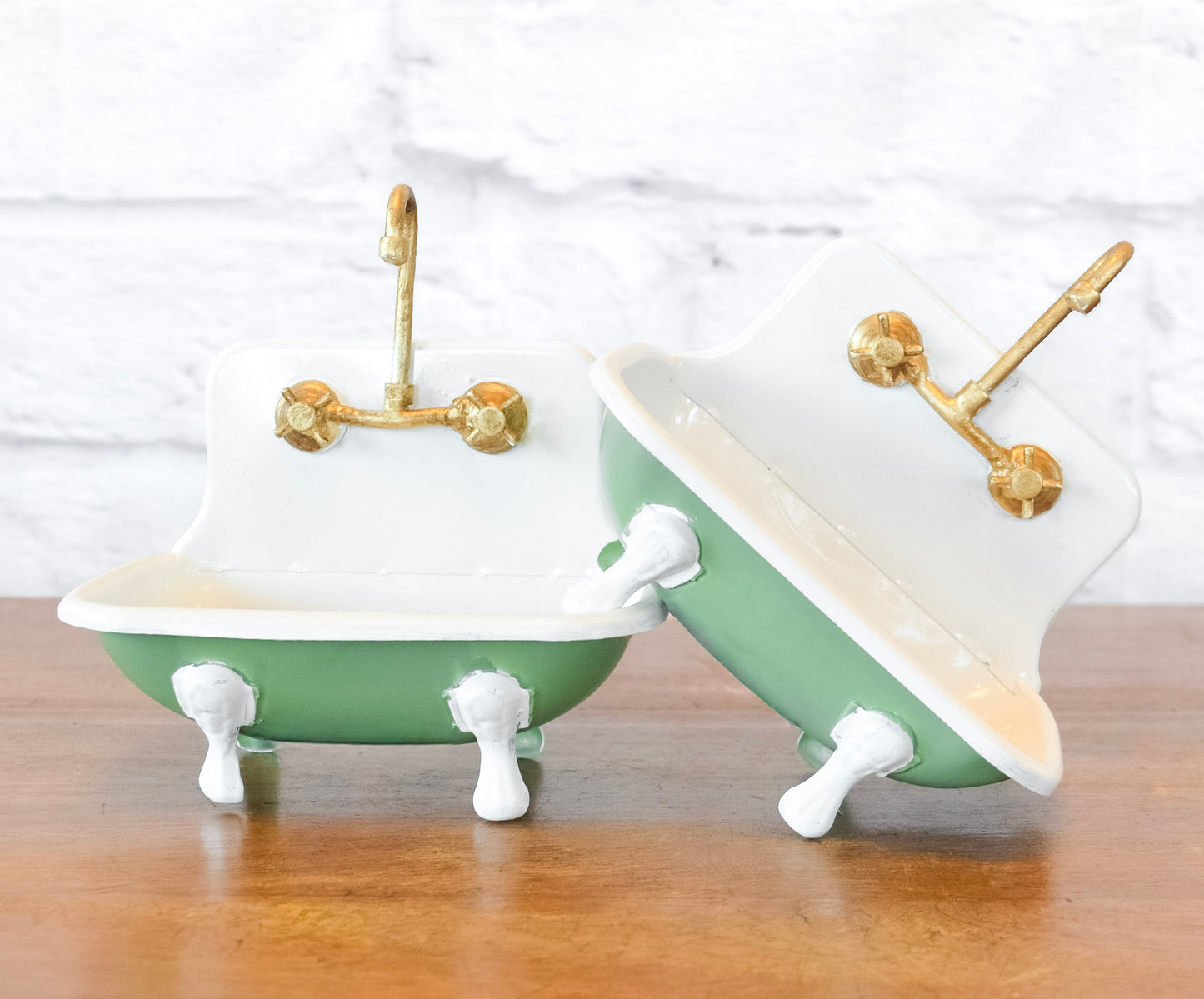 Vintage Inspired Metal Sink Soap Dish