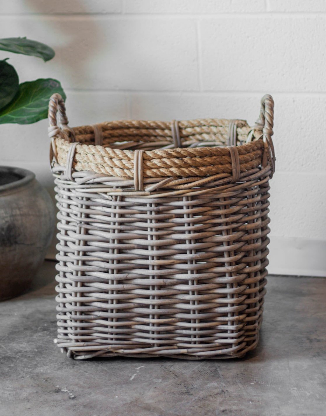 Valencia Harvest Basket