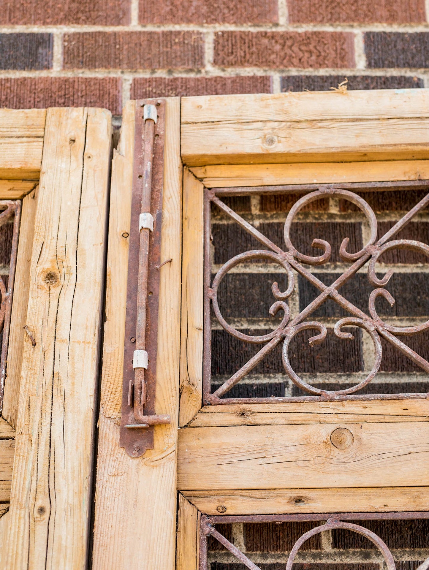 Romi - Primitive Iron Inset Egyptian Wooden Doors